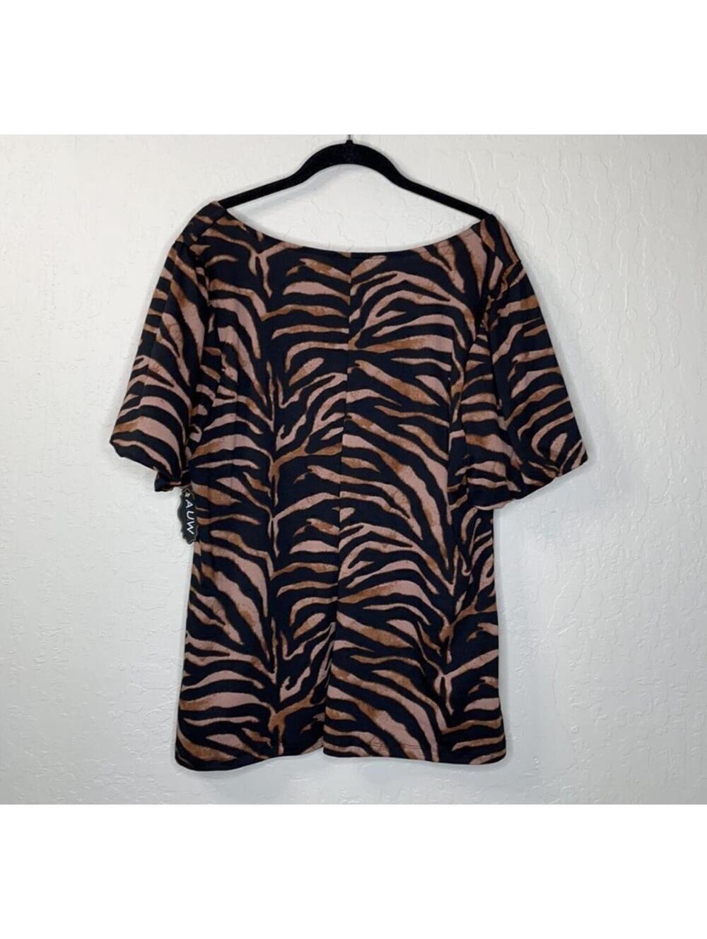 A.U.W leopard print blouse - Picture 6 of 7